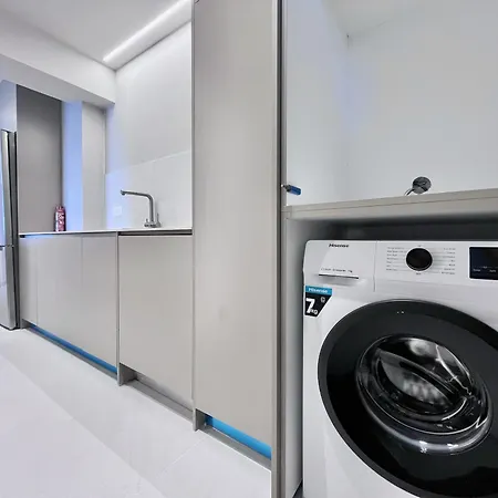 Atalanta Apartment *